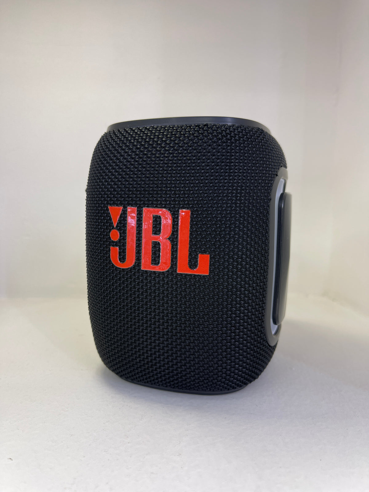 Bocina generico tipo jbl bts-2061 negro