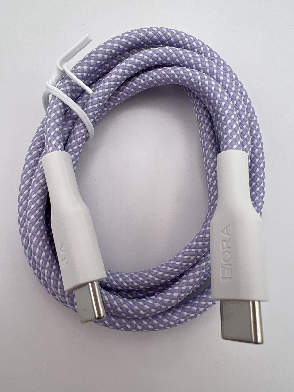 Cable 1Hora USB-C a USB-C de 1 metro tejido en color lila
