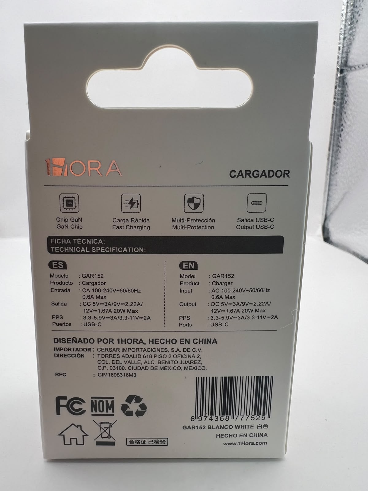 Empaque y especificaciones del cargador 1HORA GAR152 GaN 20W